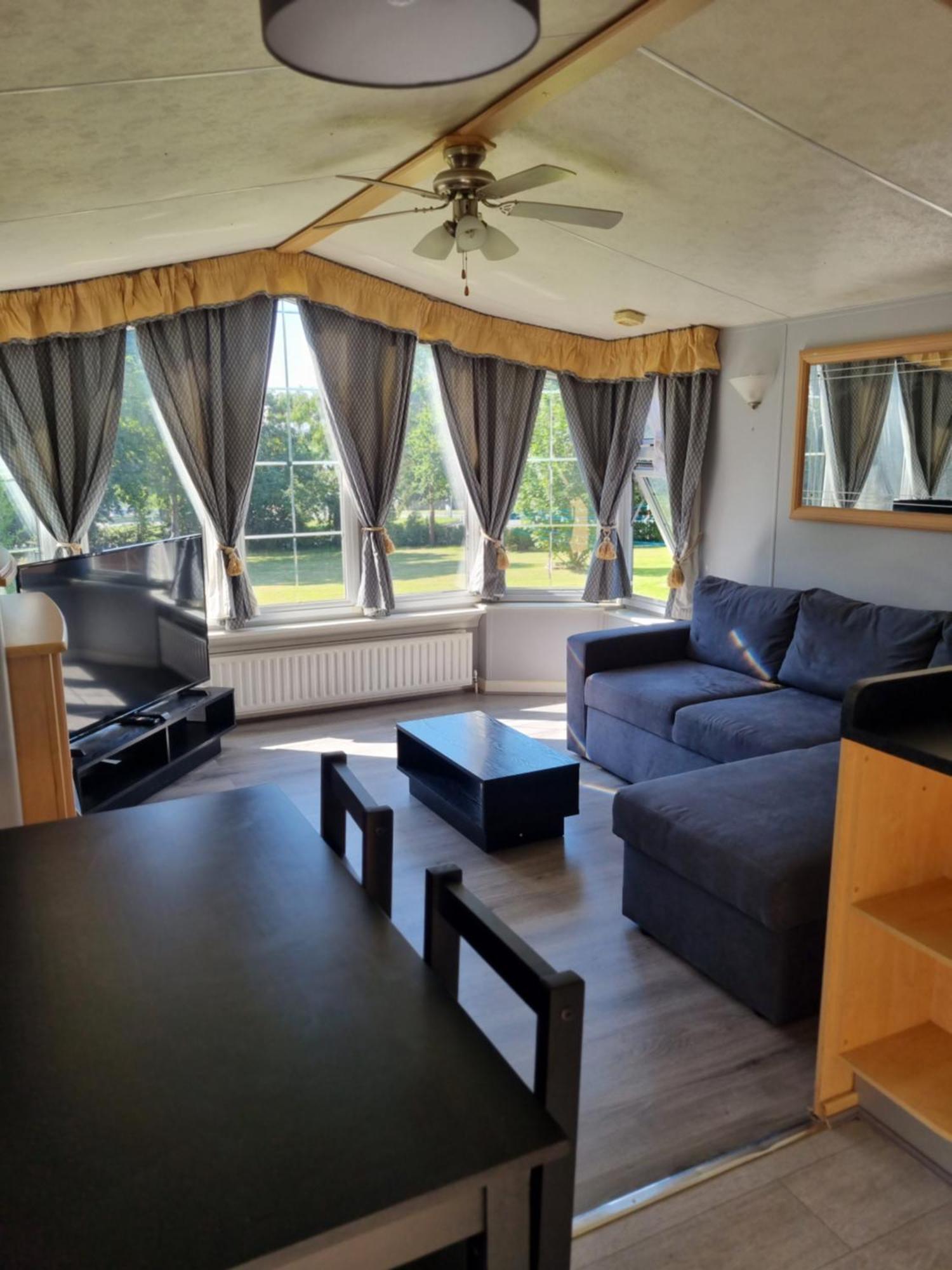 Modernised 3 Bedrooms Mobile Campsite Sidcup